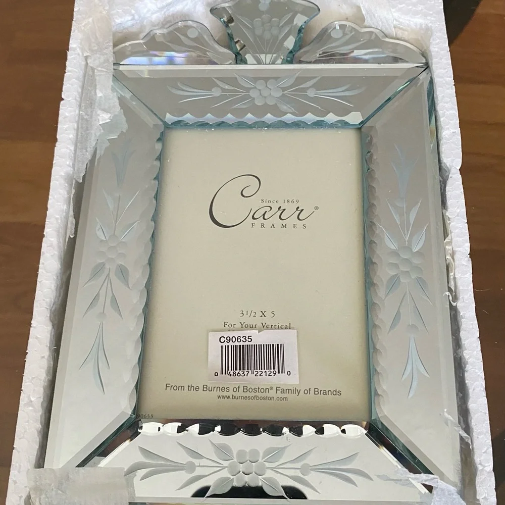 New Vintage Etched Mirror Top Arch Photo Frame - Picture 2 of 4